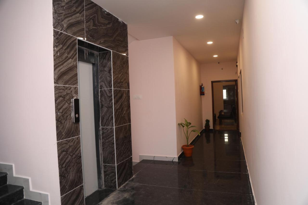 Hotel Rk - Temple Stay Thanjavur Dış mekan fotoğraf